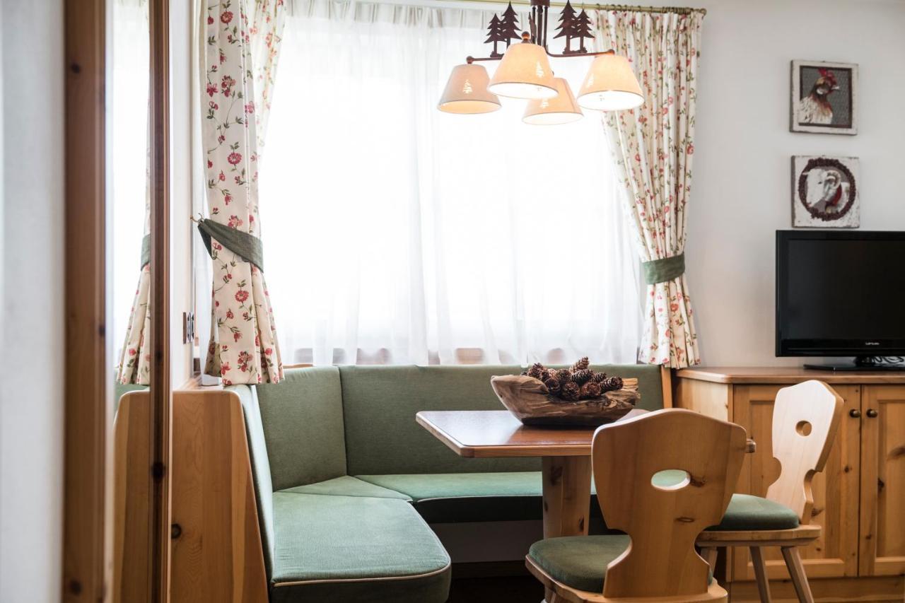 Piculin Alpin Apartments Сан Мартино ин Бадия Екстериор снимка