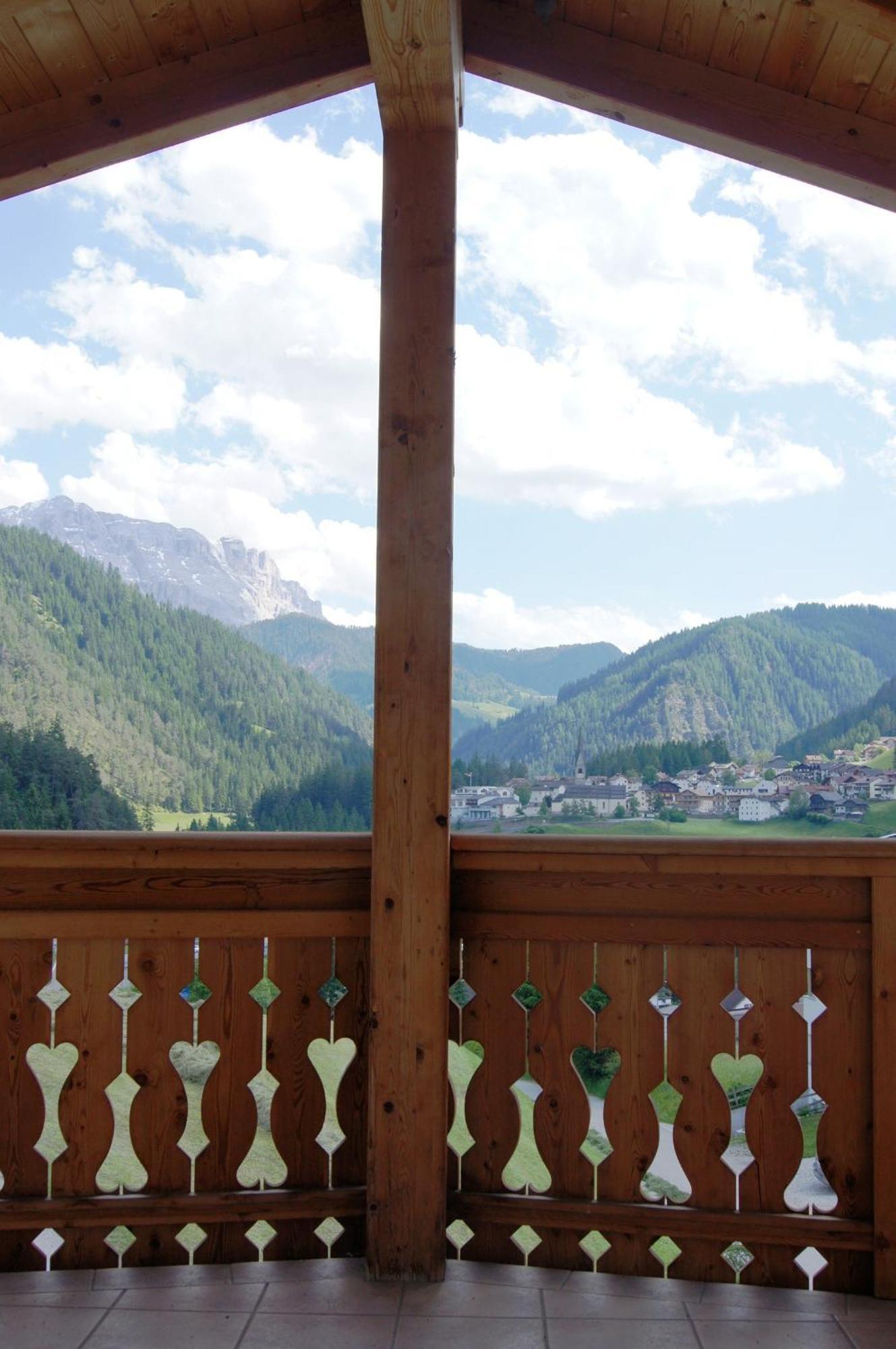 Piculin Alpin Apartments Сан Мартино ин Бадия Екстериор снимка