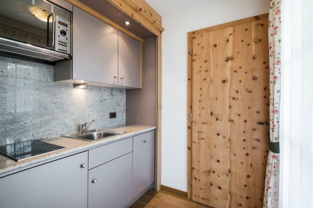 Piculin Alpin Apartments Сан Мартино ин Бадия Екстериор снимка