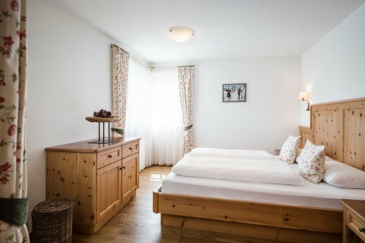 Piculin Alpin Apartments Сан Мартино ин Бадия Екстериор снимка
