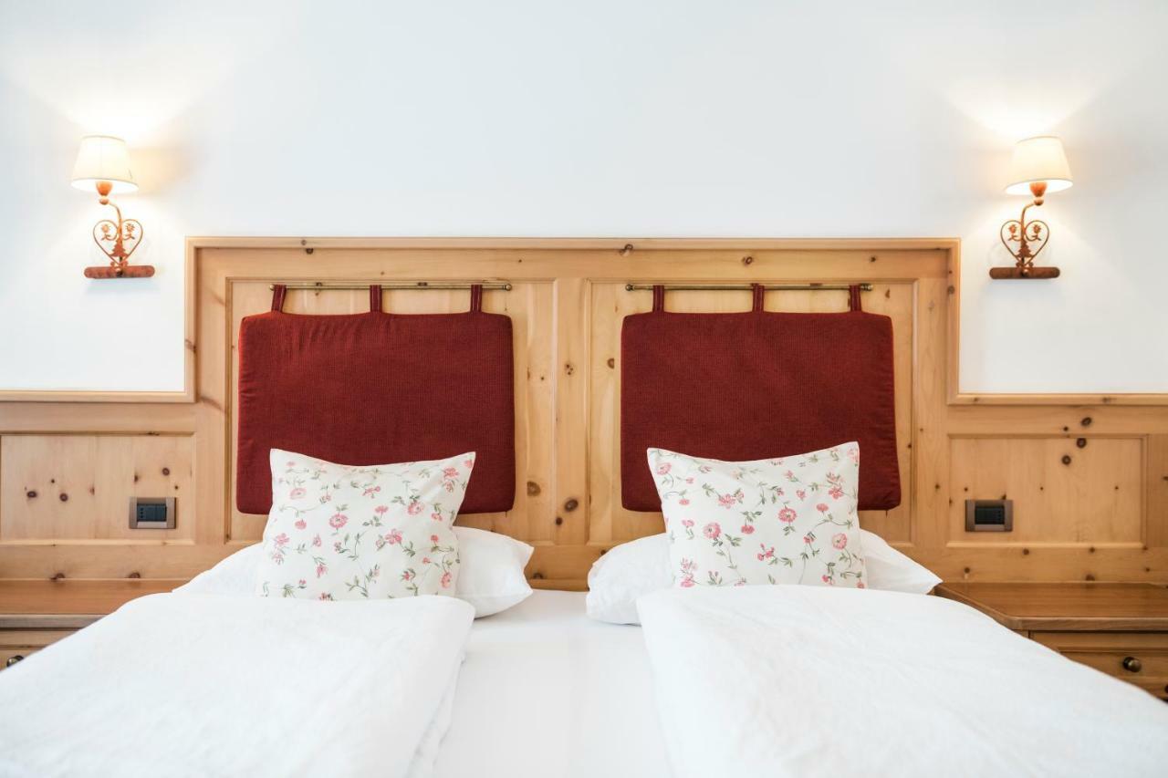 Piculin Alpin Apartments Сан Мартино ин Бадия Екстериор снимка
