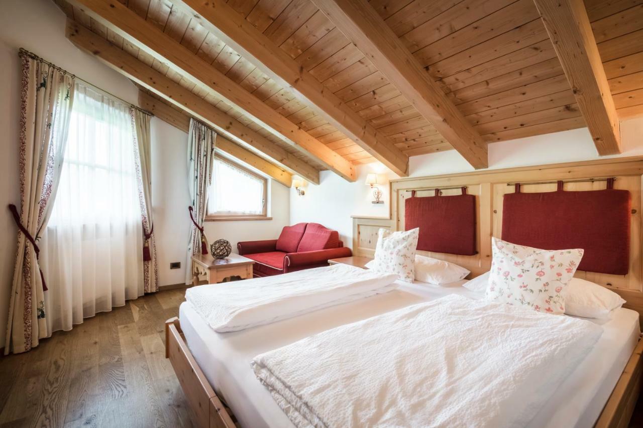 Piculin Alpin Apartments Сан Мартино ин Бадия Екстериор снимка