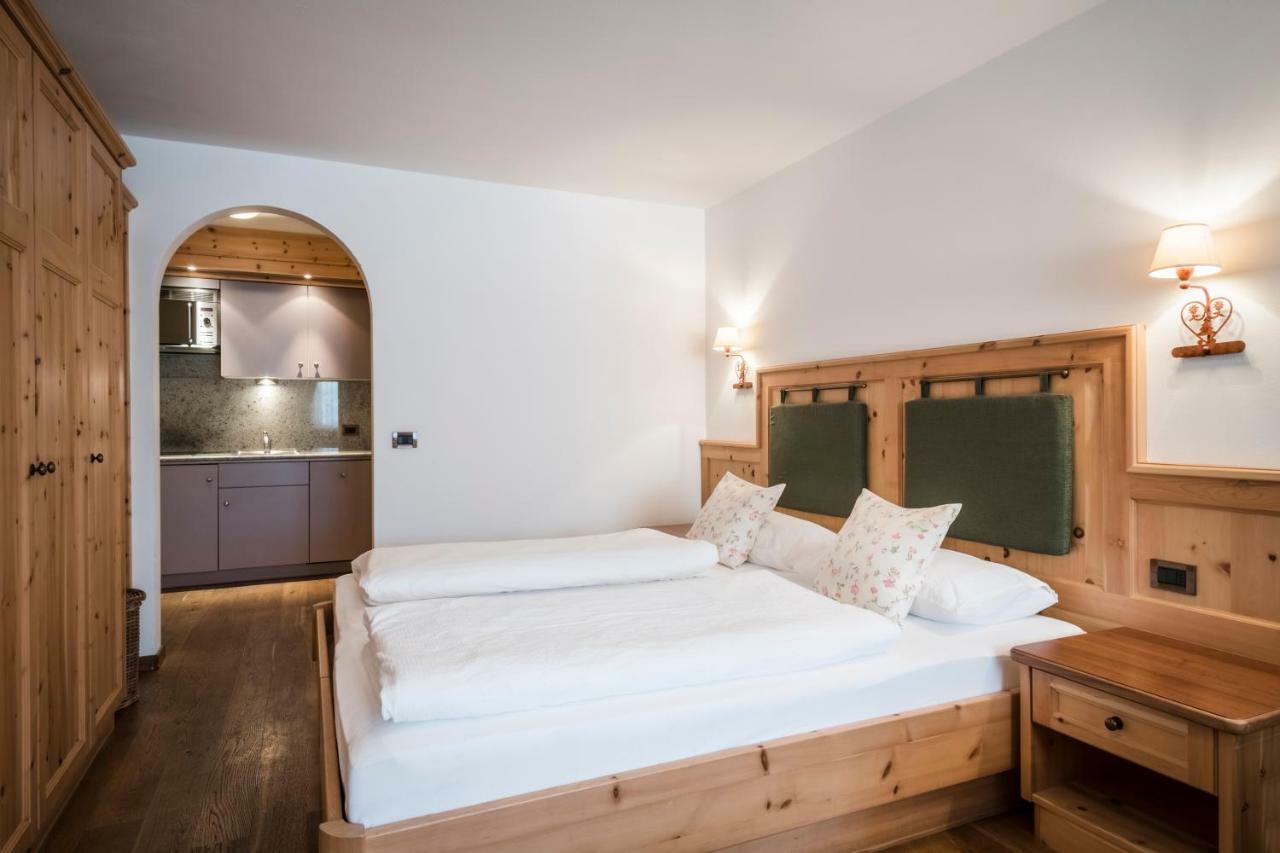 Piculin Alpin Apartments Сан Мартино ин Бадия Екстериор снимка